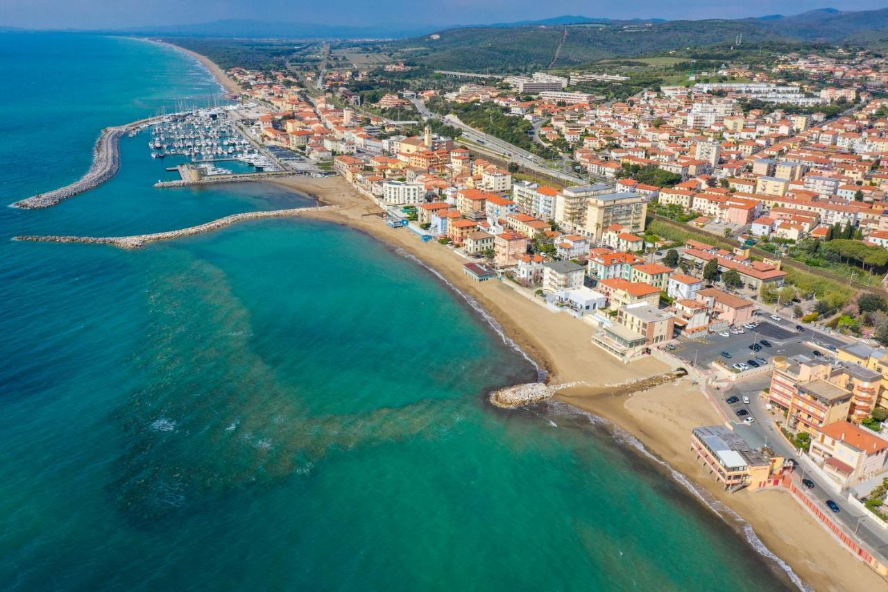 Casa Aurea Tre Posti Letto A 30 Metri Dal Mare Apartment San Vincenzo Bagian luar foto